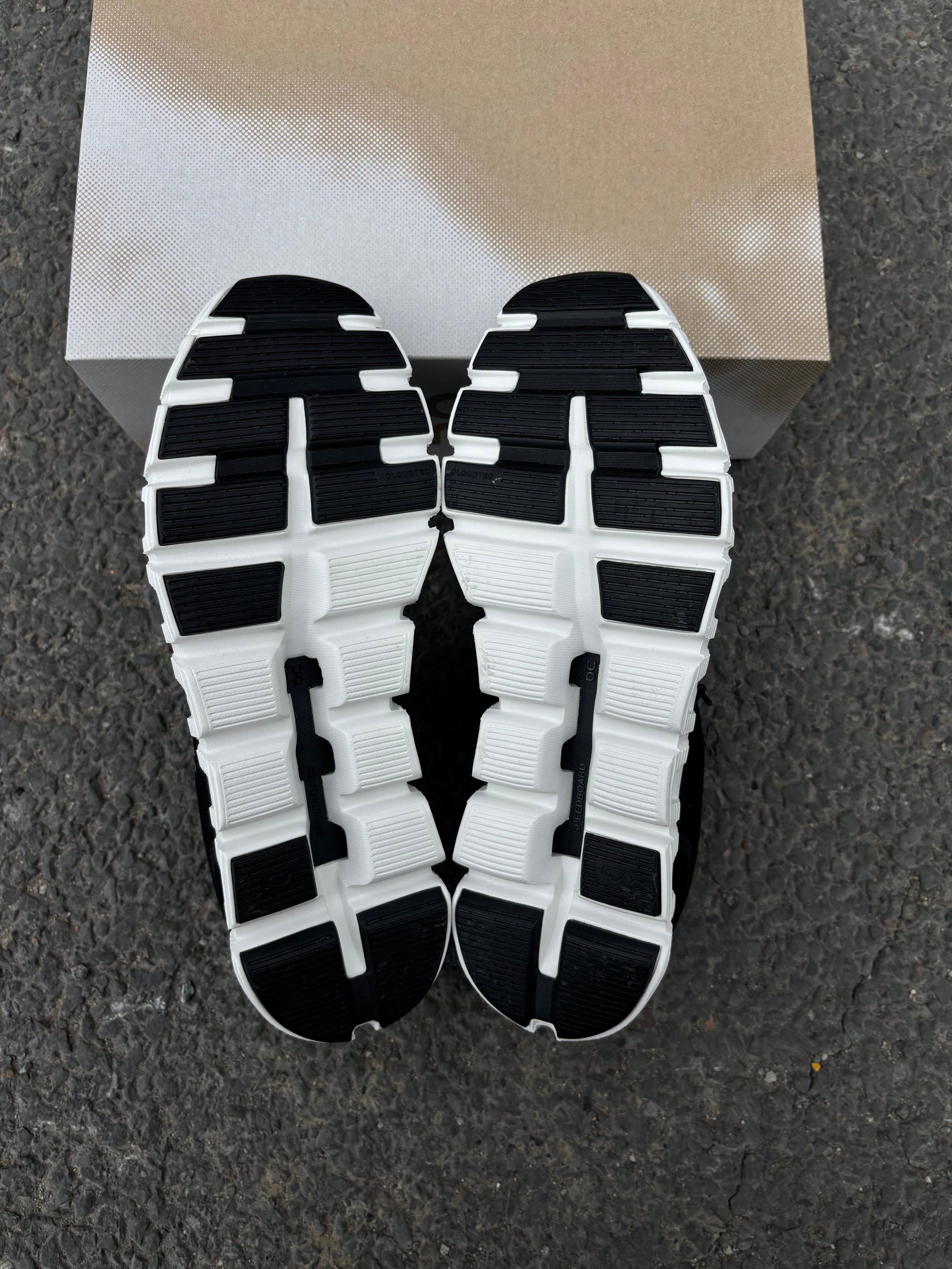 On Cloud 6 Black White