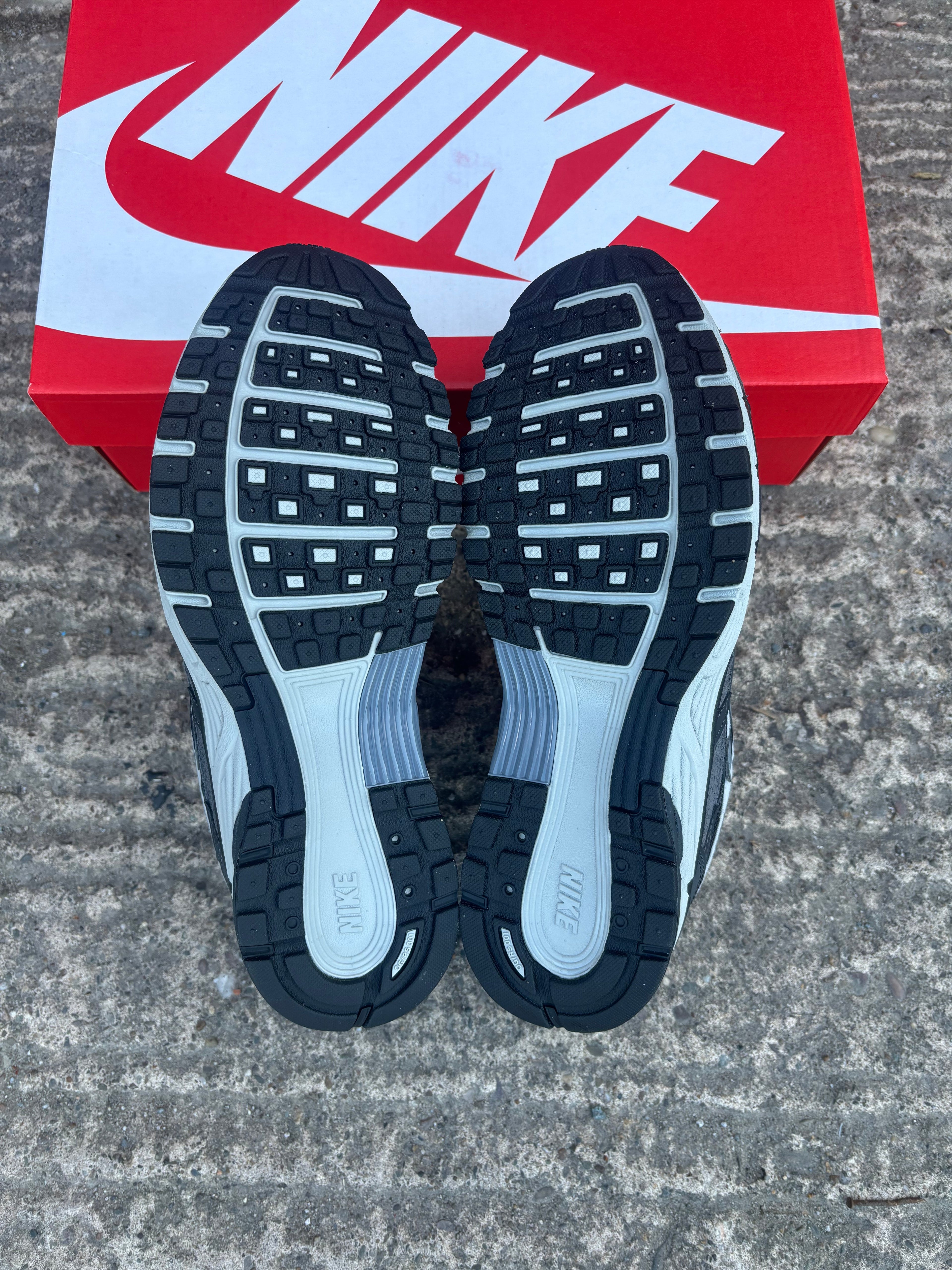 Nike P-6000 Winterized Anthracite/Smoke Grey