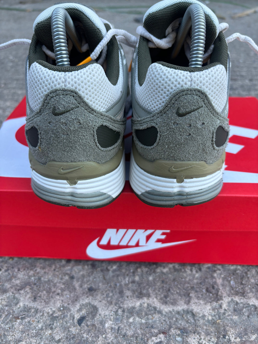 Nike P-6000 Light Army Cargo Khaki